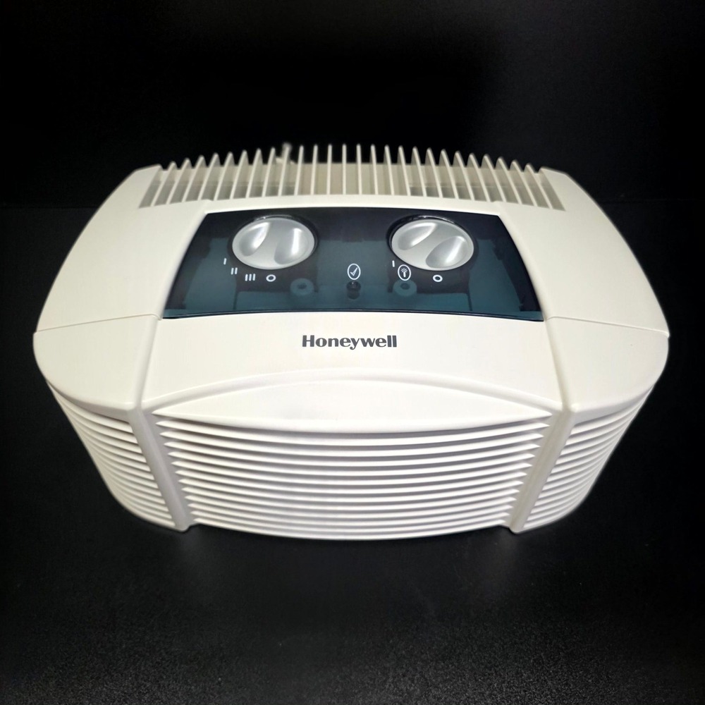 Honeywell Air Purifier Tabletop Small Room White HEPA Type Filter Ionizer OS